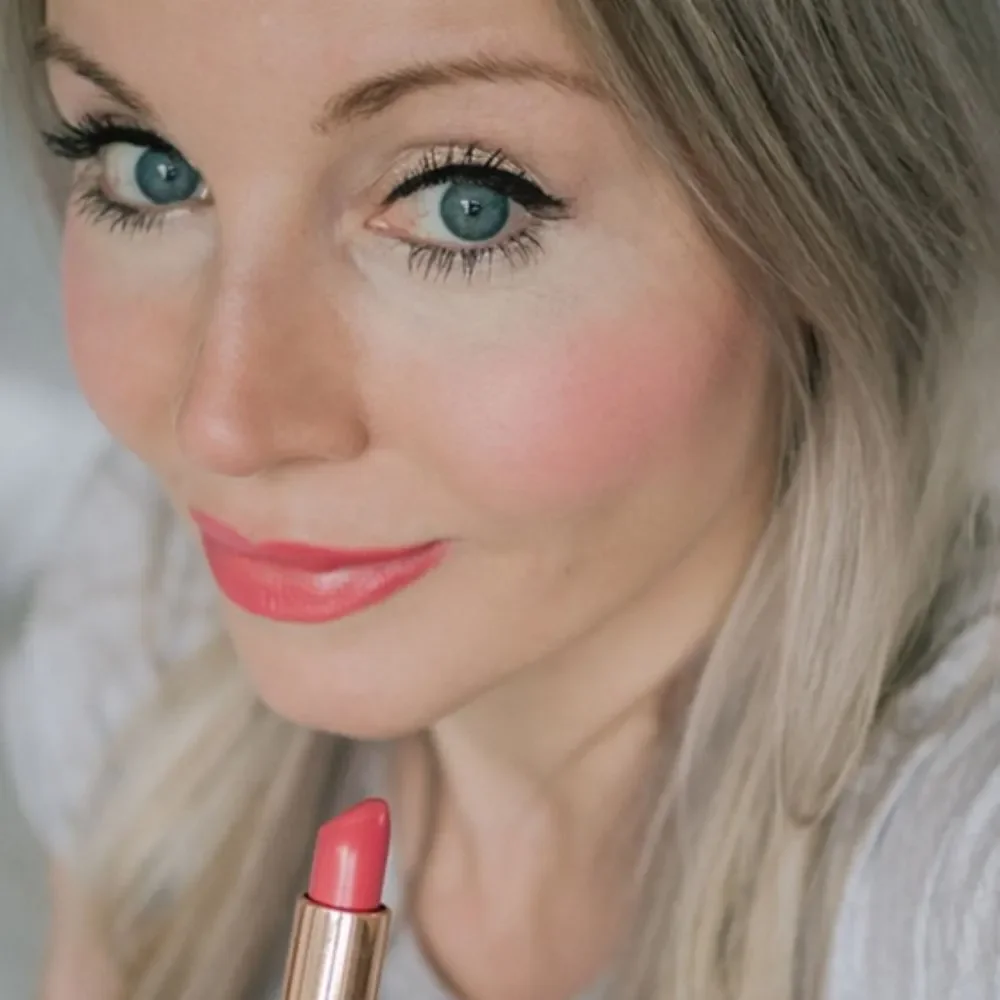 Bobbi Brown Luxe Lip Color in Guava 48 (Bright Pink Coral)